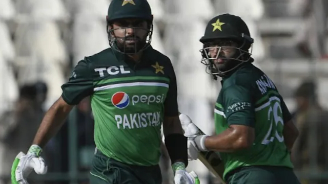 Pakistan to experiment with new opening pair