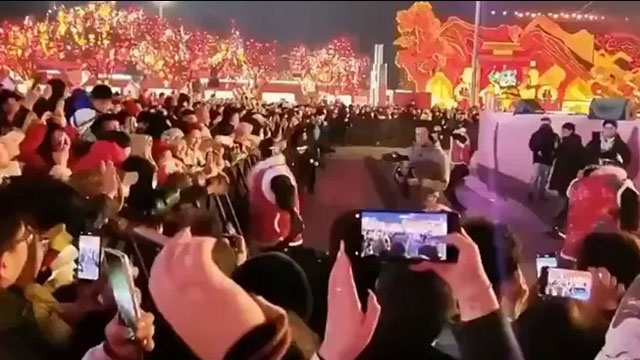 WATCH: AI robot attacks people at Chinese festival