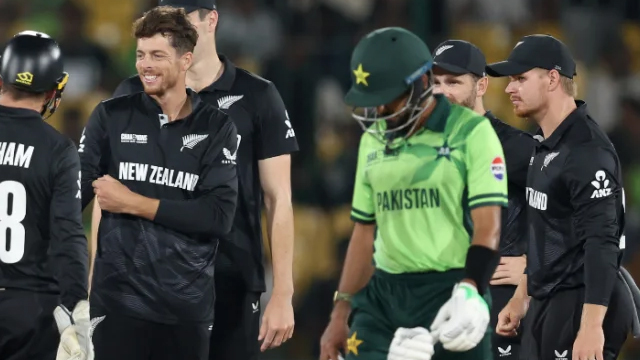 Basit Ali lashes out at Babar Azam