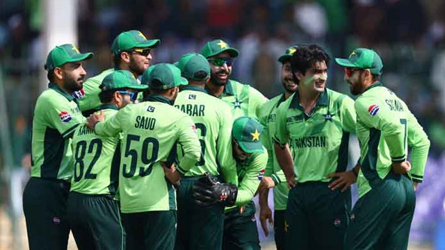 Pakistan name squads for New Zealand tour