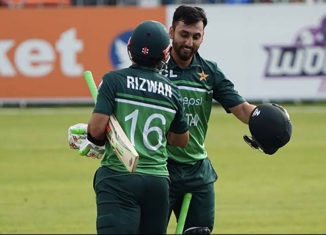 Pakistan’s Historic 350+ Chase: Rizwan and Agha Lead the Way in Karachi