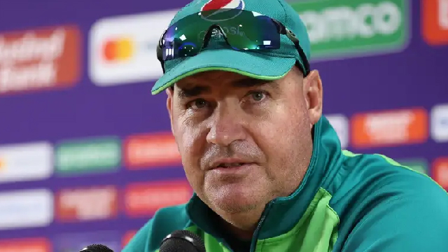 They continue to shoot itself: Mickey Arthur hits back Pakistan cricket