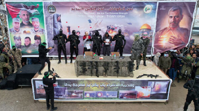 Hamas ready to free hostage, four bodies