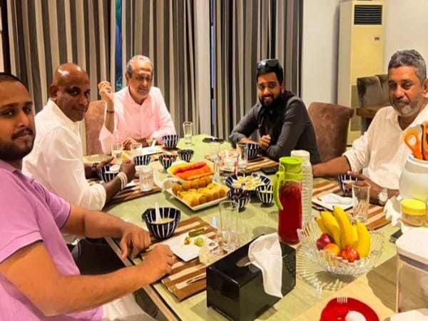 Legendary cricketer Jayasuriya breaks fast with school friends