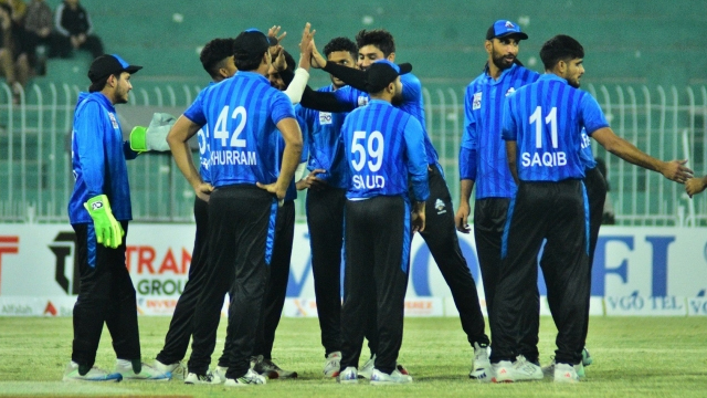 Whites, Blues continue winning momentum