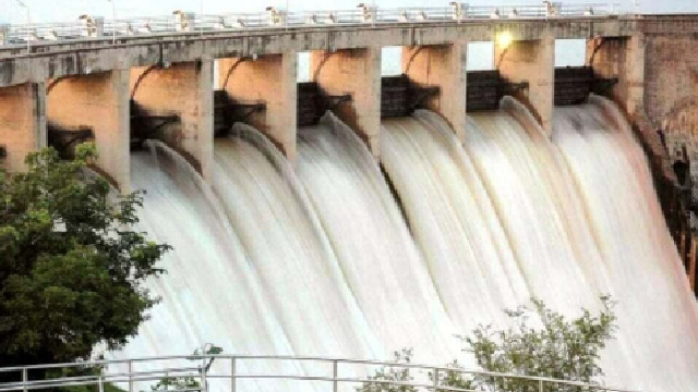 Water crises: Mangla Dam hits dead level