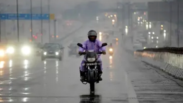 Pakistan Heatwave in Ramadan, Rain Likely on Eid