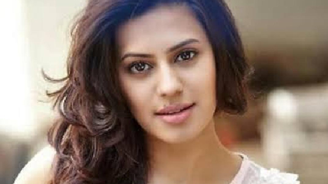 Indian actress accused of ‘smuggling gold’ arrested