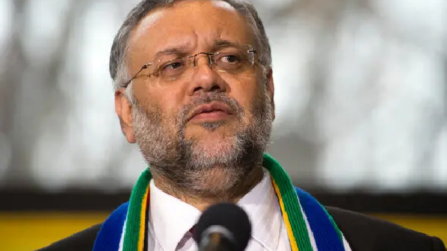 US expels South African ambassador