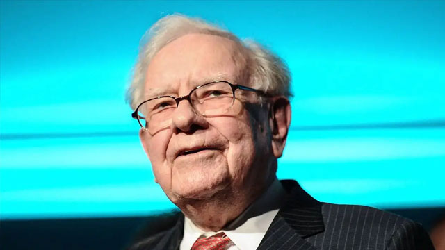 Who is Warren Buffett? Biography, Age & Net Worth