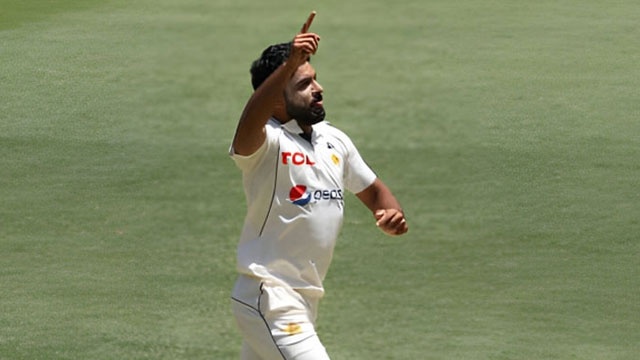 Aamir Jamal slams Australia’s Brad Hogg for mocking this Pakistani player