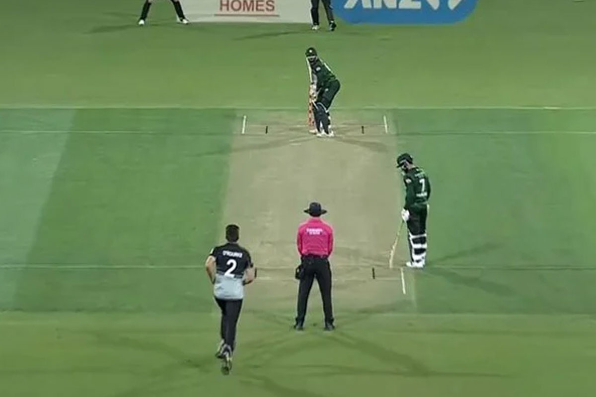 New Zealand thump Pakistan to clinch Twenty20 series