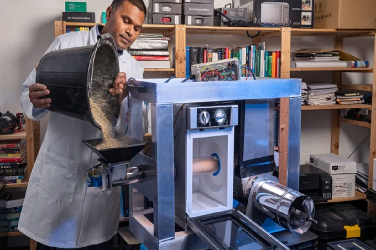 Device invented to clean water on moon