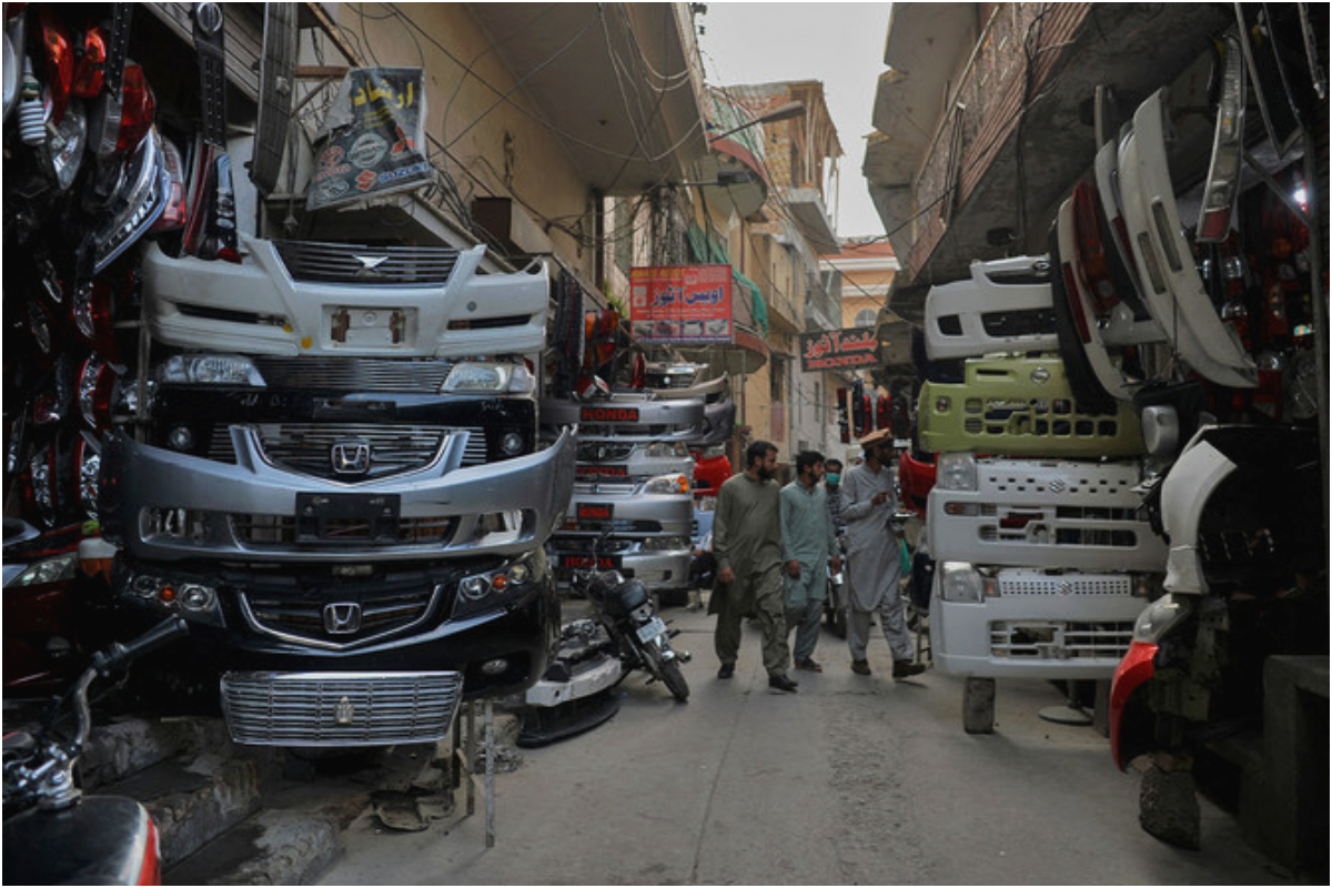 Car Accessories Banned in Karachi for April–June 2025