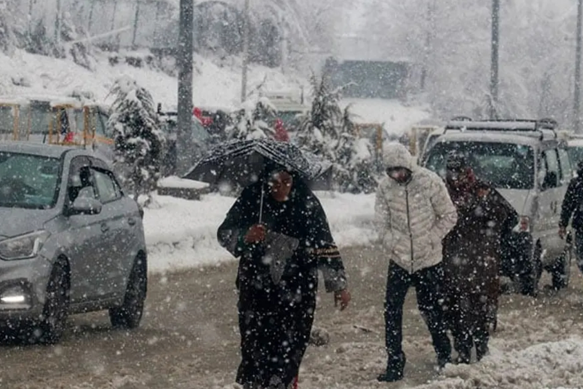 Pakistan weather alert: rains, winds expected in North