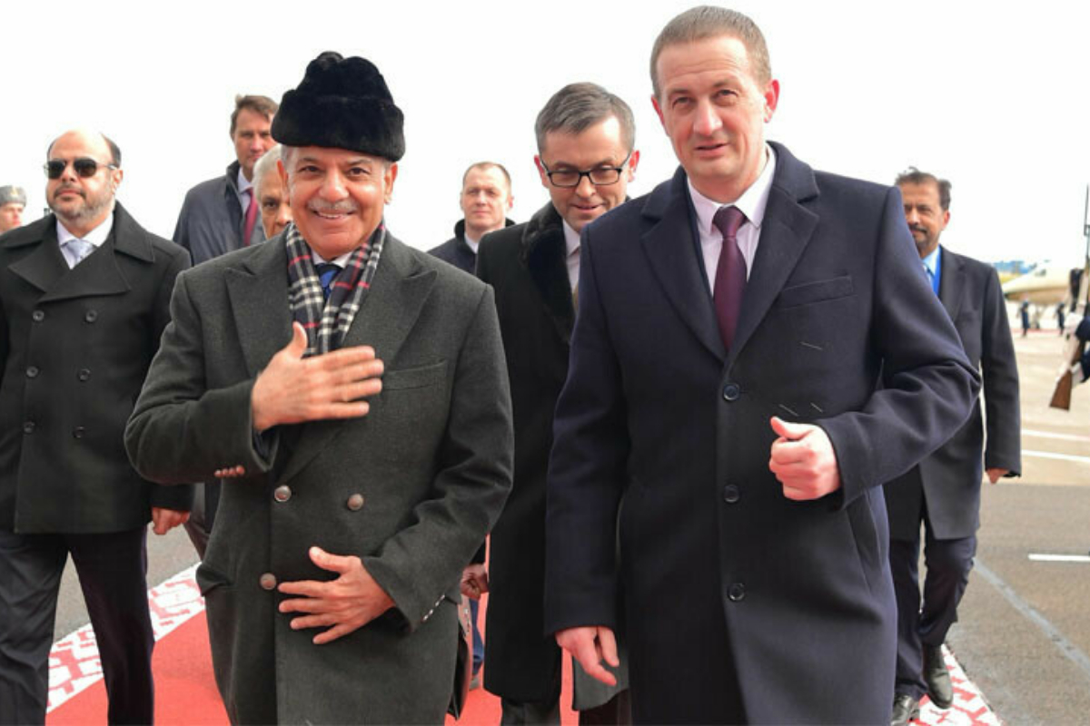 PM officially visits Belarus for two days