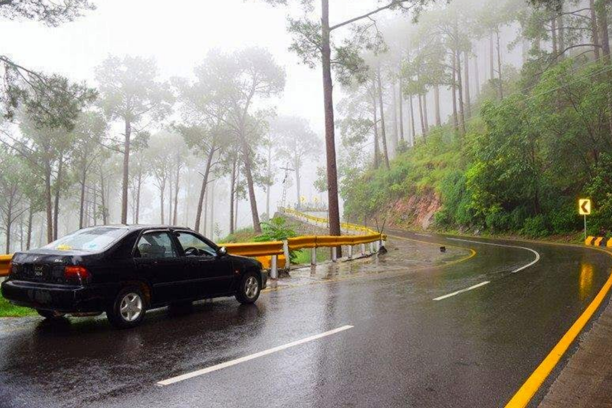Murree Weather Update: Cloudy Skies & Showers Expected Today