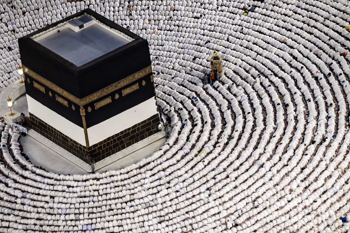Saudi Arabia allows 10,000 more Pakistanis for Hajj