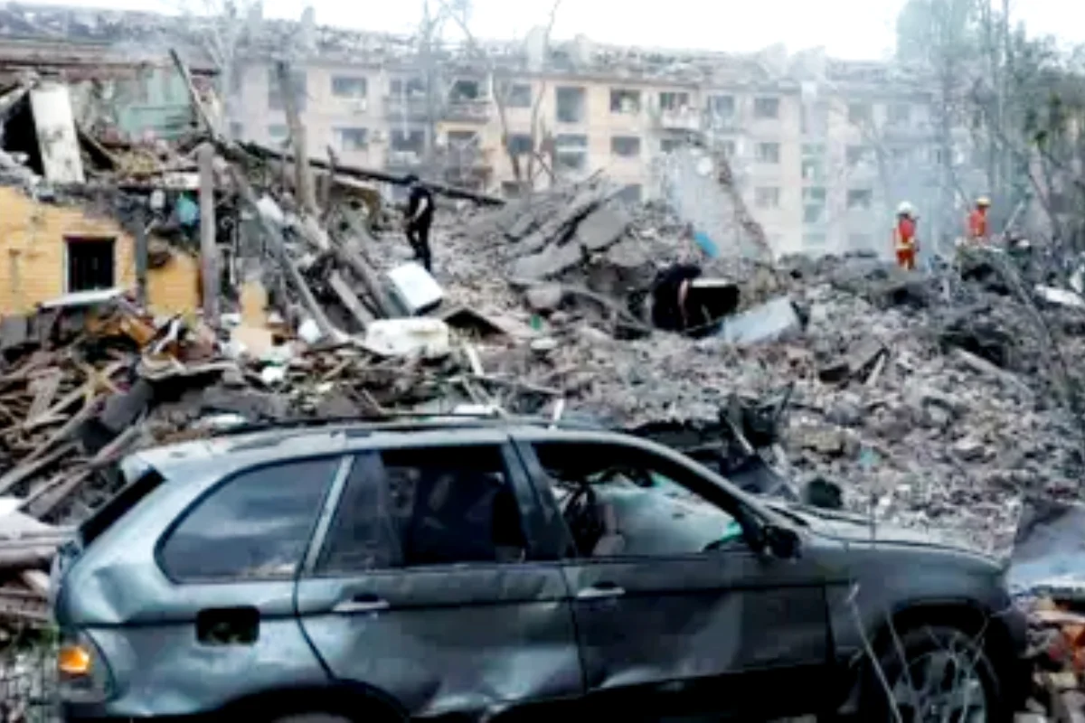 Russian attack on Kyiv Kills 9, injures dozens