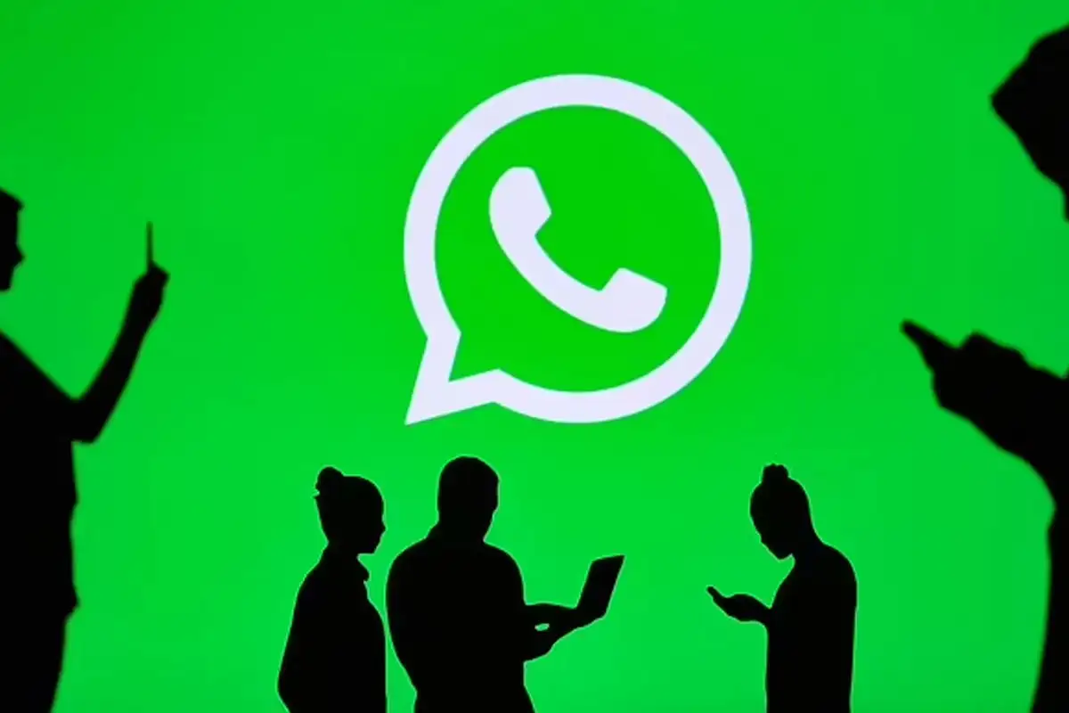 WhatsApp Rolls Out AI Wallpaper Feature for Beta Testers