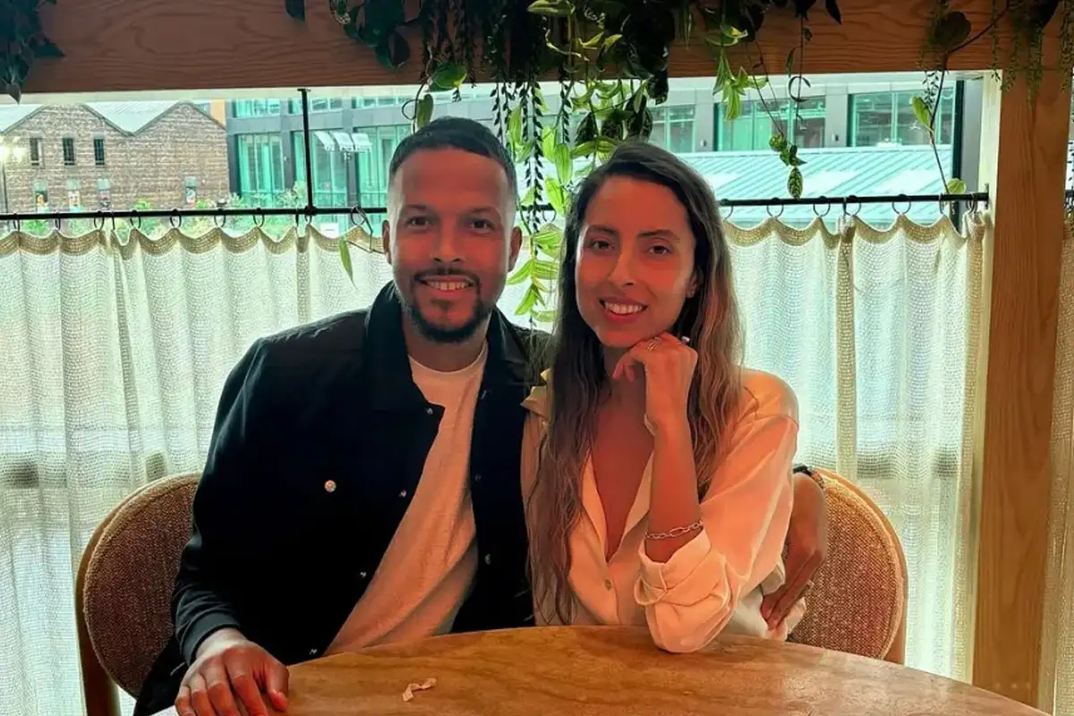 Who is Joe Thompson’s wife Chantelle Perry? How many children did she share