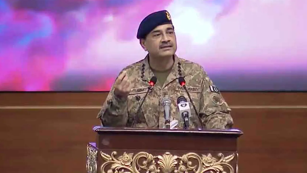‘Pakistan Zindabad’: Participants raise slogan during COAS’s addresses at Overseas Convention