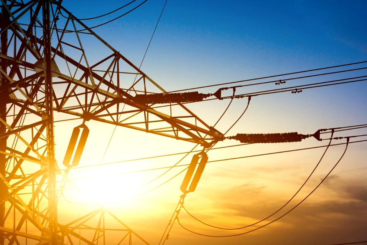 What are new electricity unit rates for households & industries in Pakistan?