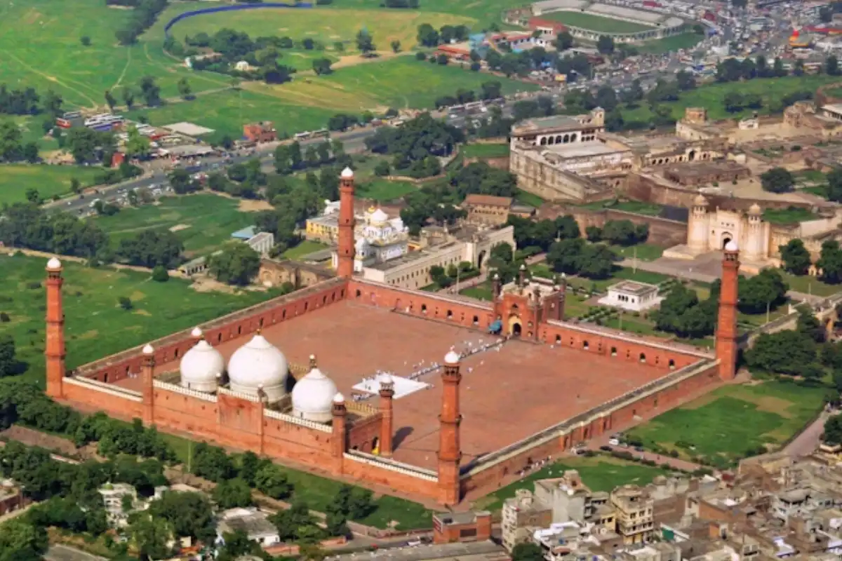 Lahore Weather Today: Hotter Than Expected – Is It Safe to Be Outside?