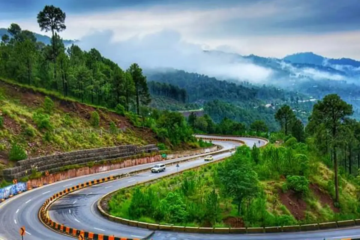 Murree Weather Today: Mild Temperatures and Possible Showers Ahead
