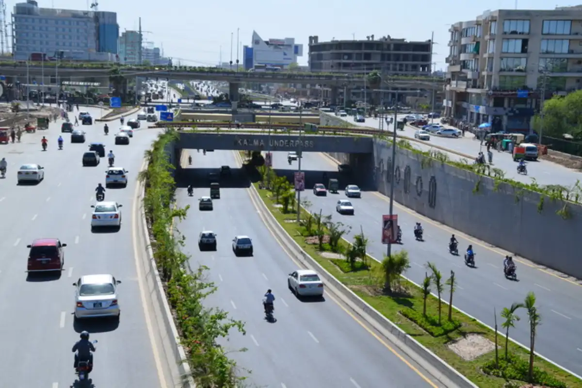 Lahore Weather Today: Here’s Why Precautions Are a Must if Stepping Outside