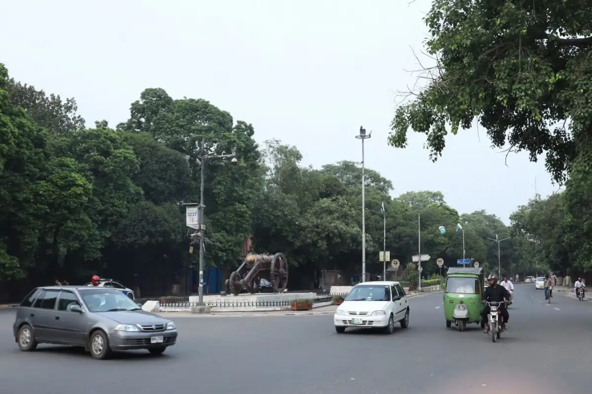 Lahore Weather Update: How Hot Will It Get Today?