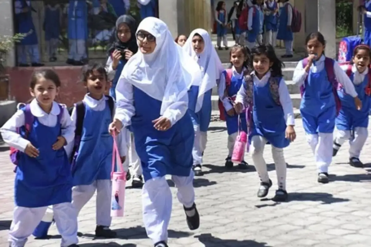 Government Announces Summer Vacations for schools and colleges