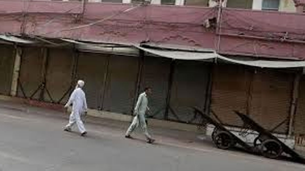 Karachi markets remain closed today showing solidarity with Gaza