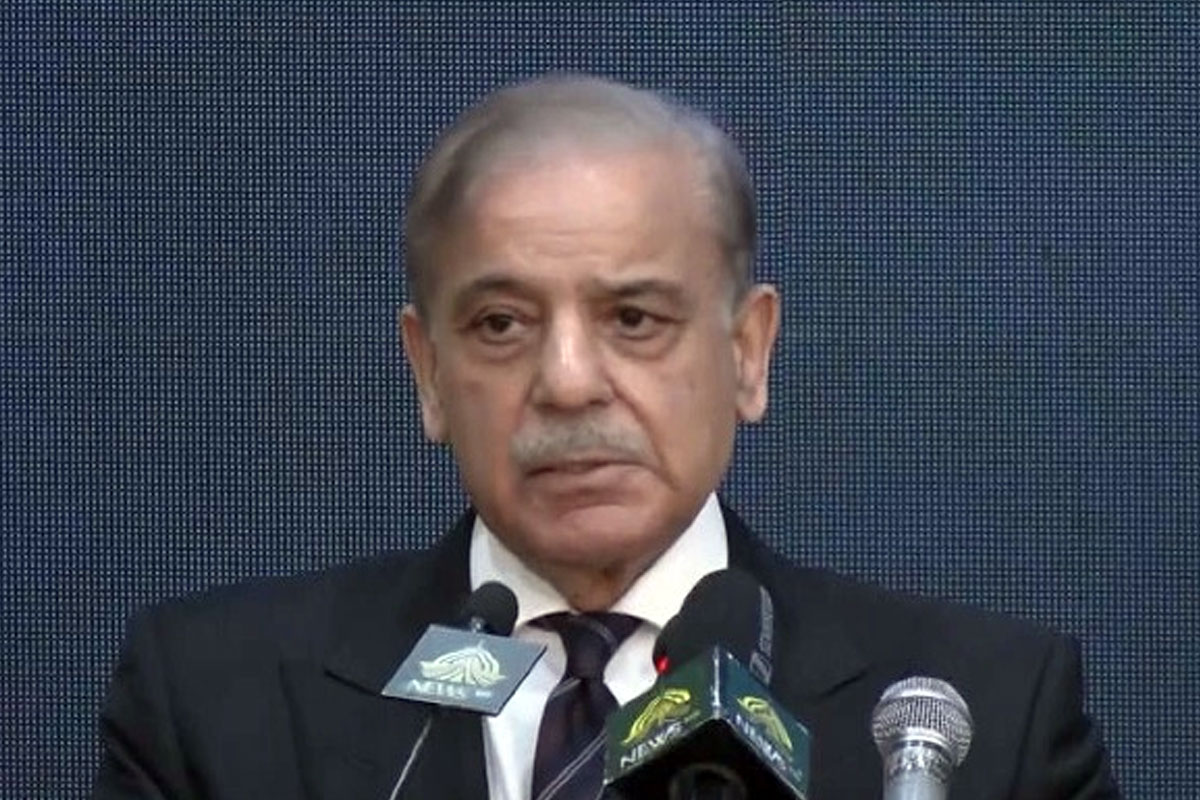PM Shehbaz announces major electricity rates cut by Rs7.41 per unit