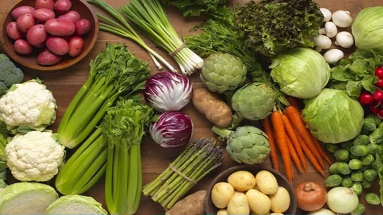 Which vegetables are useful for preventing high blood pressure?