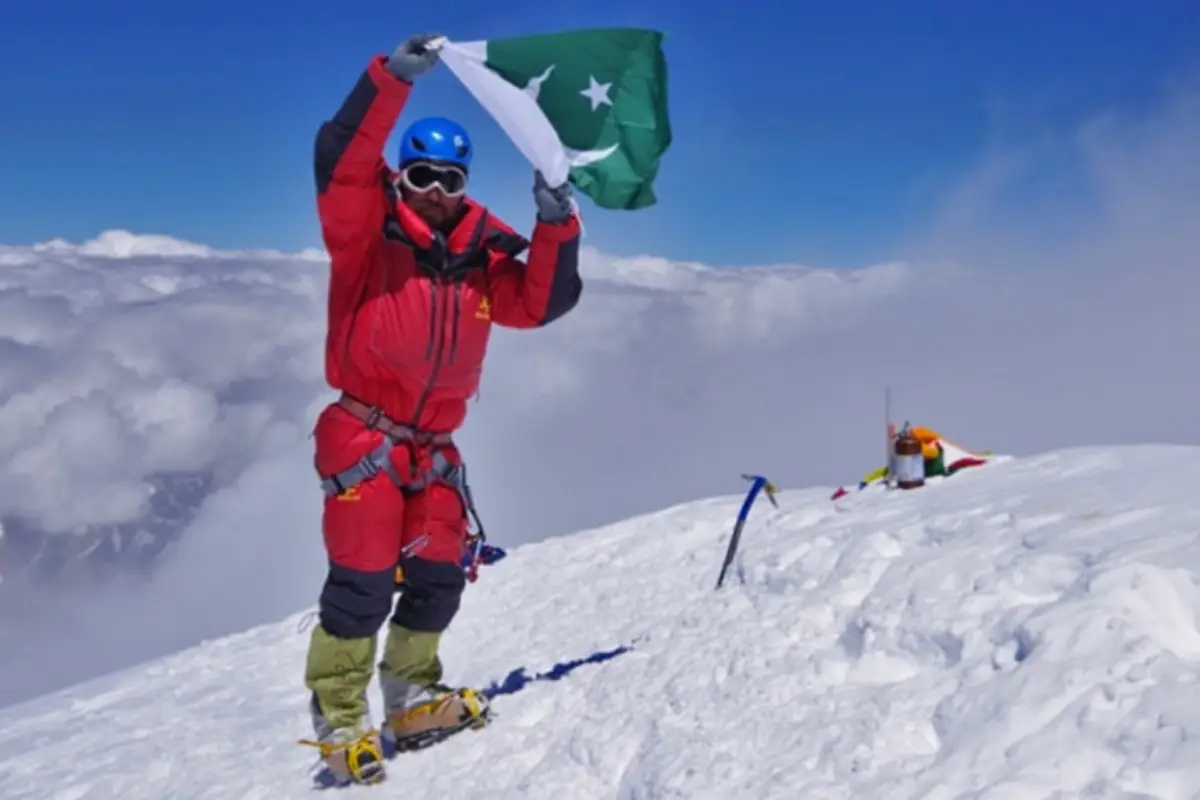 Sarbaz Khan summits all highest peaks without oxygen