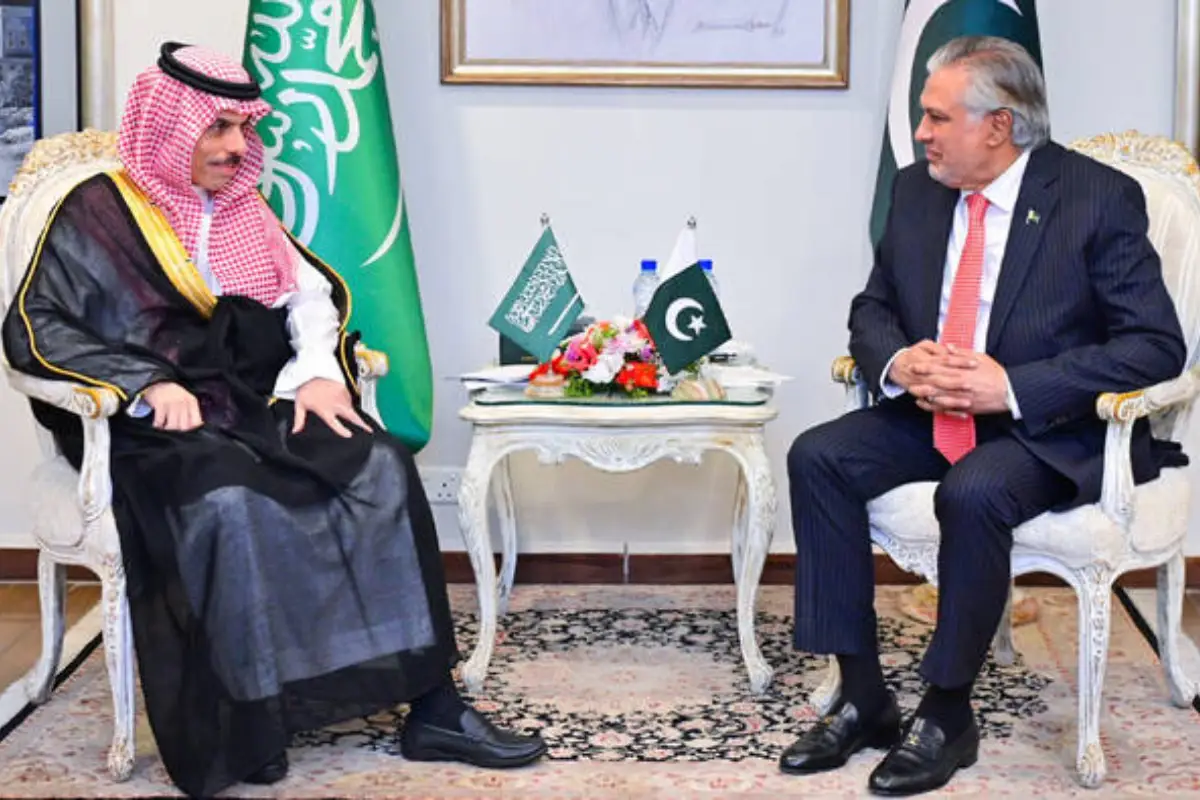 Pakistan, SA reaffirm strong ties in high-level phone call