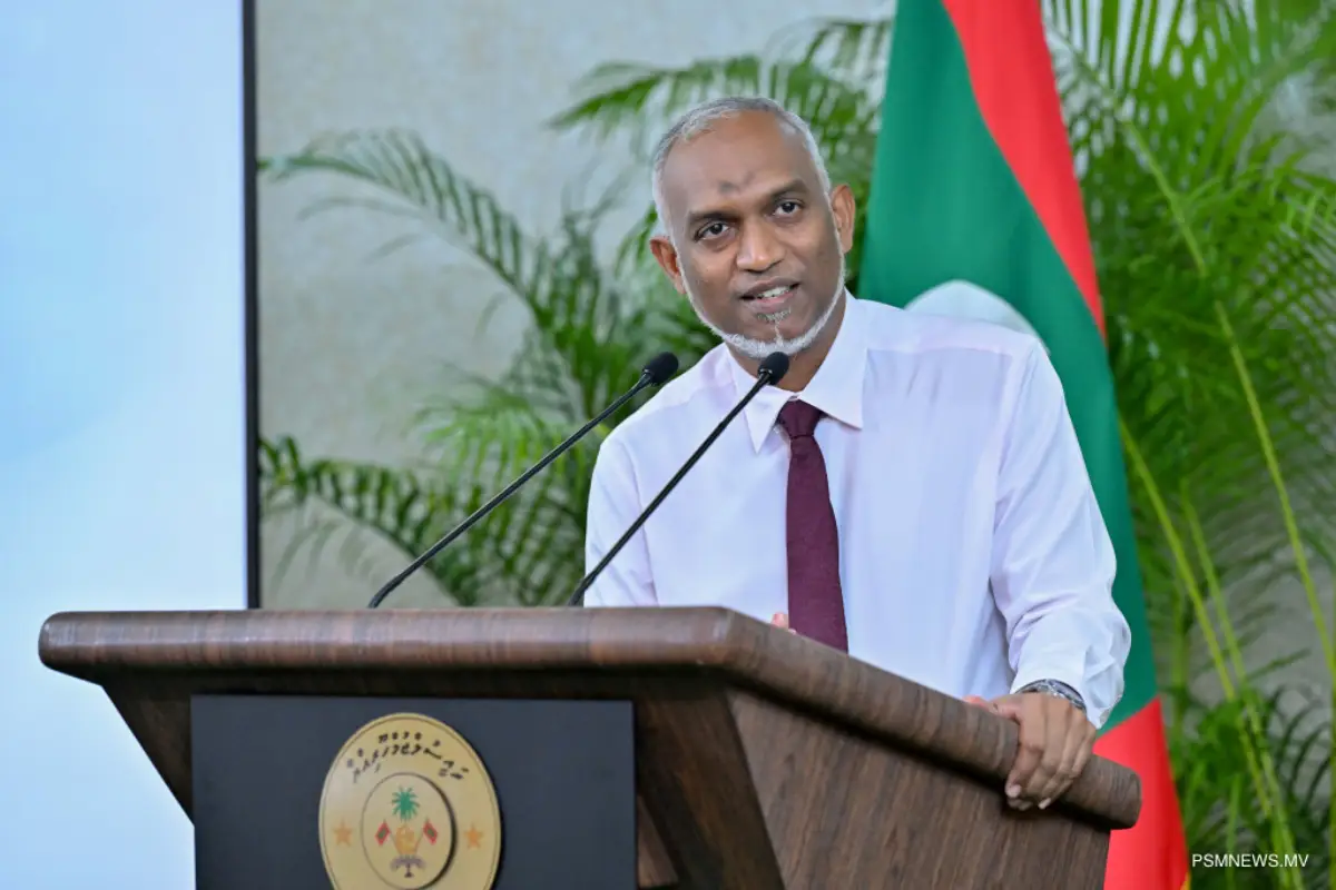 Maldives President breaks global record for longest press conference