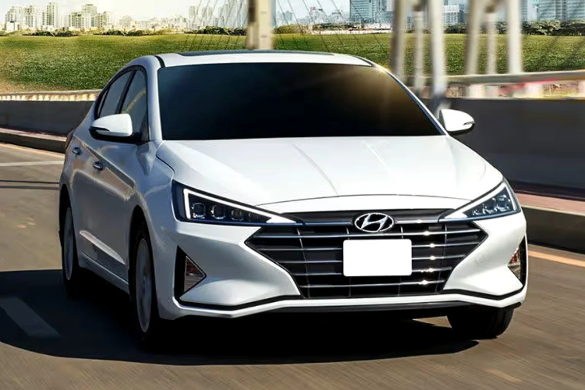 Hyundai Elantra latest price and installment plan for May 2025