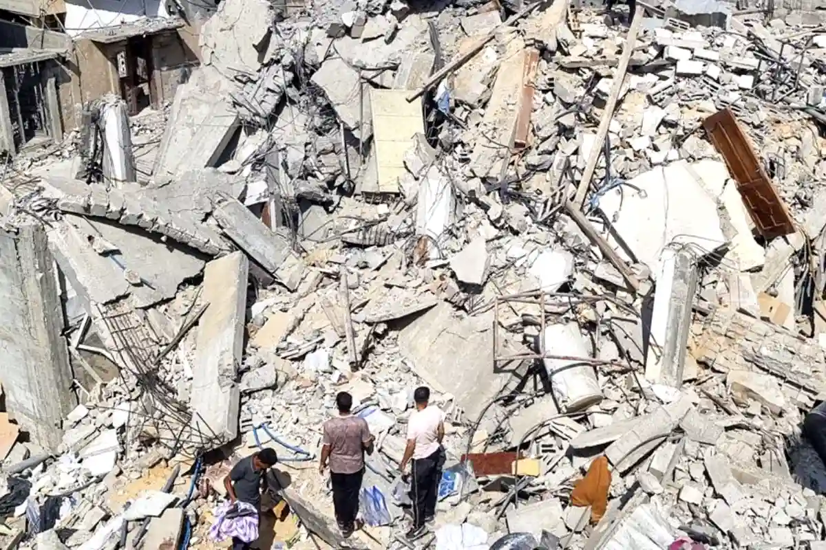Israeli airstrike destroys clinic in Gaza, over 140 killed