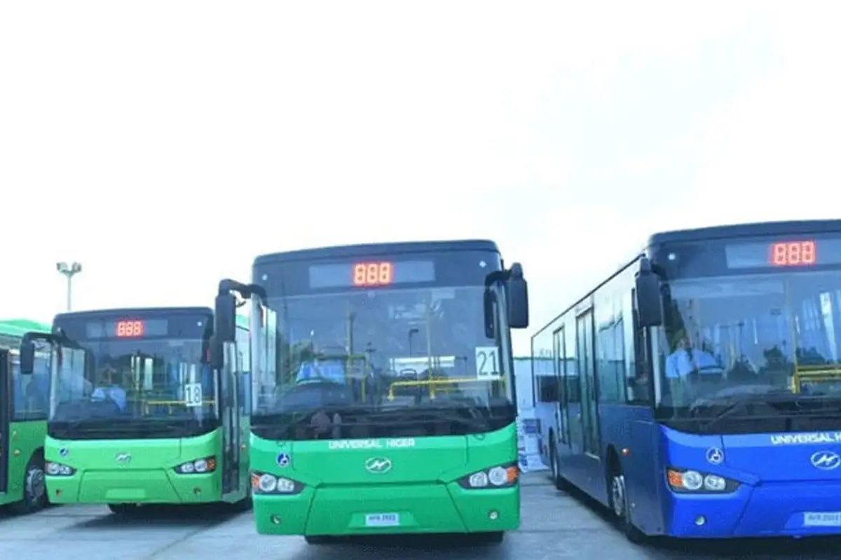 Metro Bus Fare Hiked to Rs. 100 in Islamabad Starting May 26 – Check Latest Fares