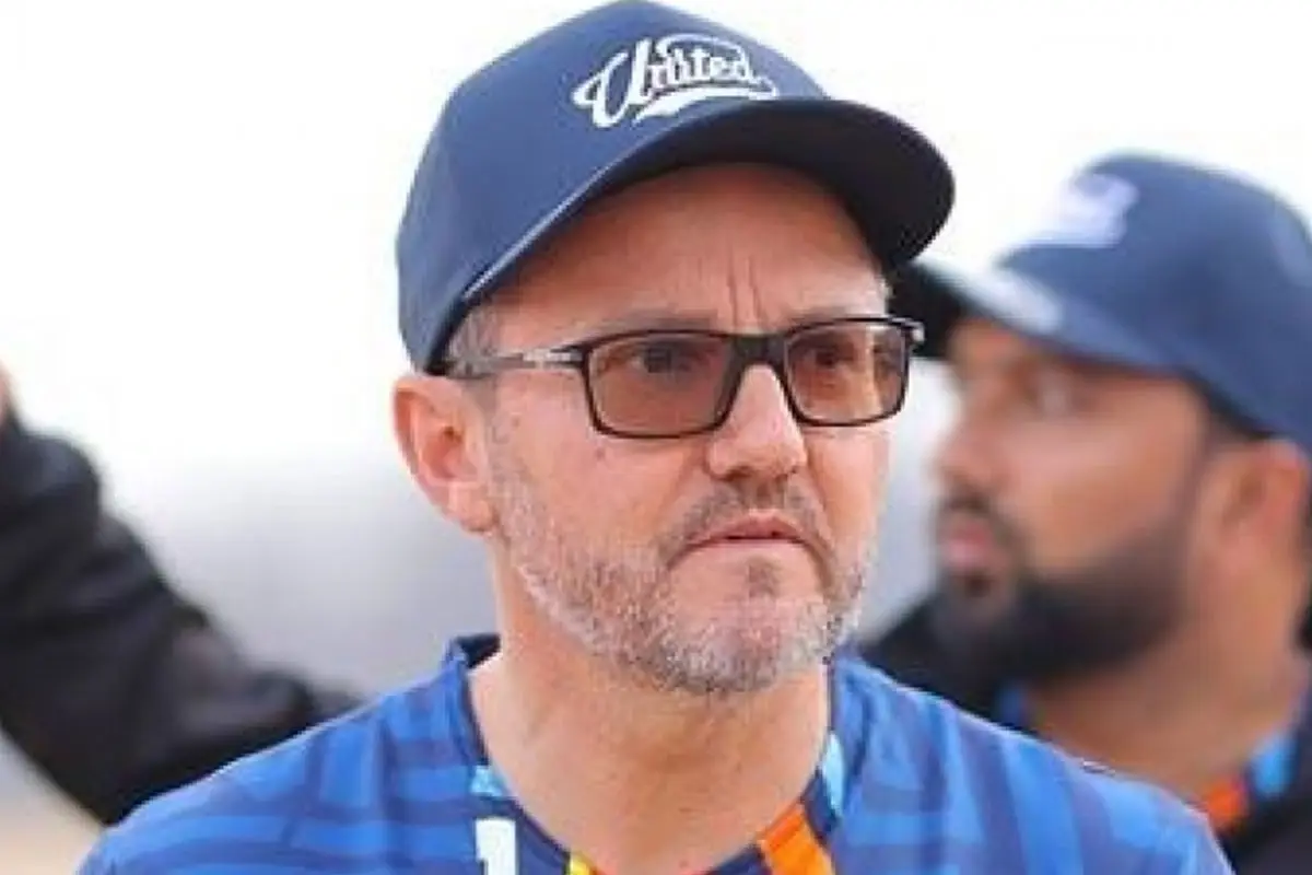 PCB Chairman Announces Mike Hesson as Pakistan’s New White-Ball Head Coach