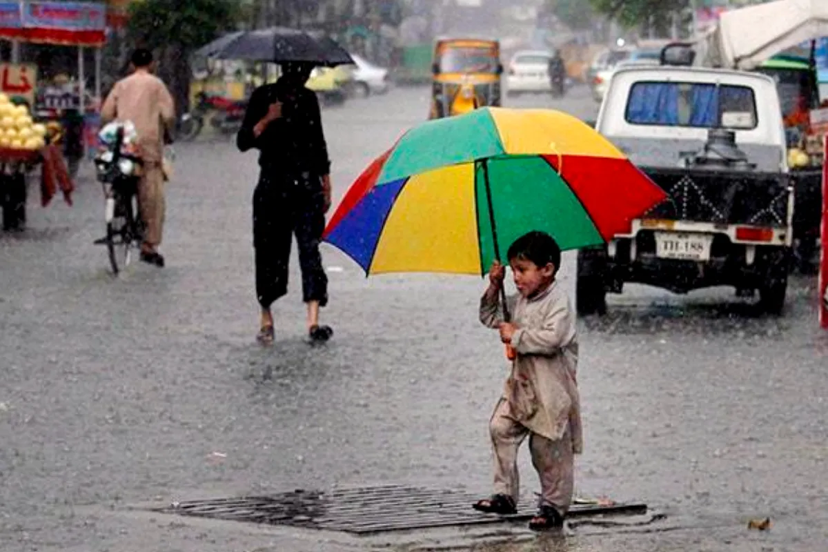 Rain and strong winds expected in many areas of Pakistan