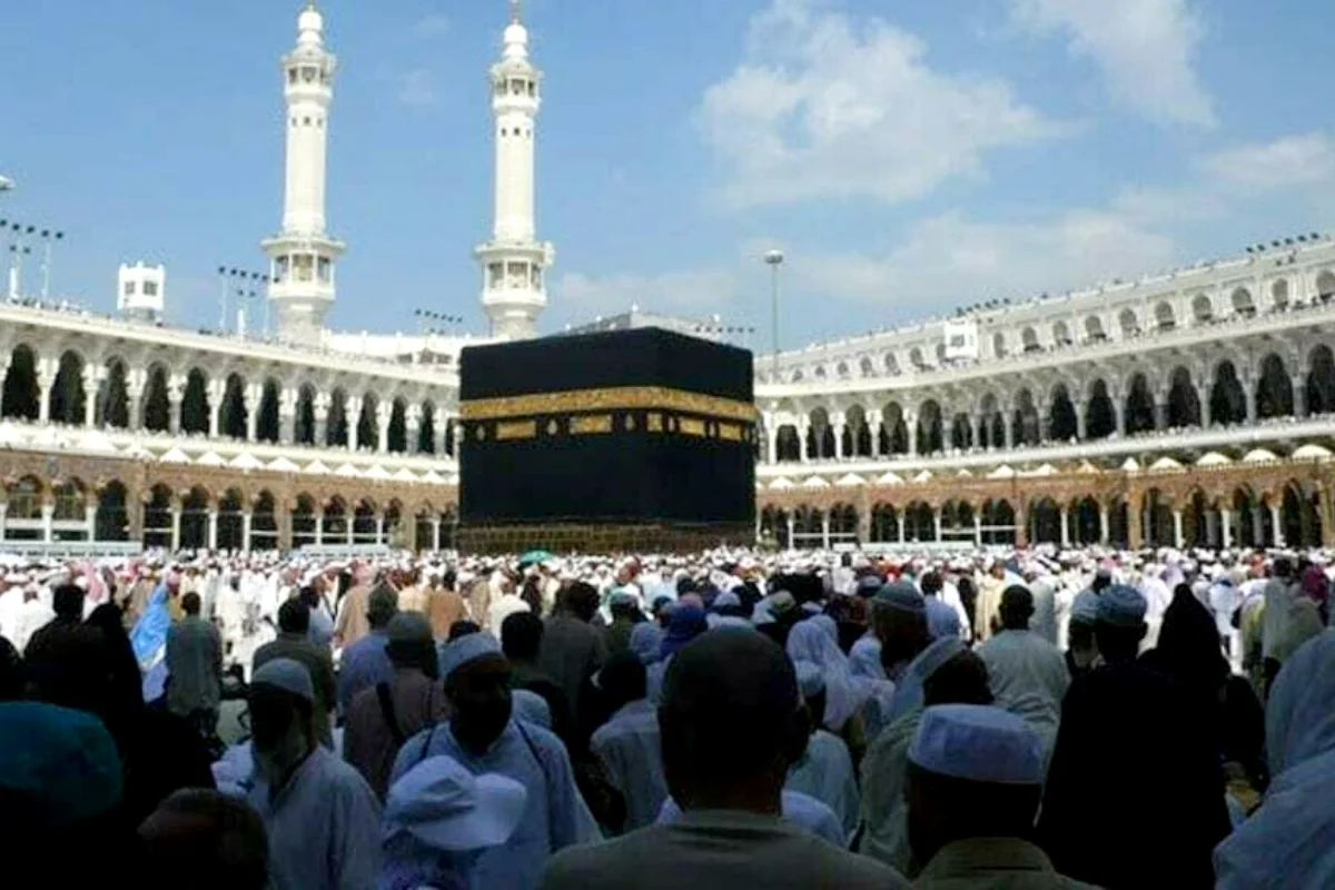 Saudi Arabia reviews Pakistan’s last appeal for 65,000 Private Hajj 2025 pilgrims