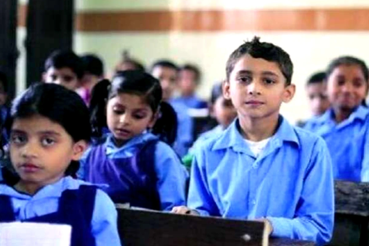 Punjab Students to Get Free Travel, Discounts with New Card