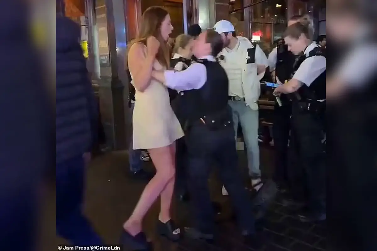 Rowdy Drinker Wrestled to Ground After Assaulting Police Officer Outside London Bar