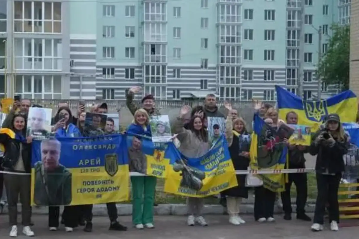 Russia and Ukraine Poised for Major Prisoner Exchange Amid Fragile Peace Efforts