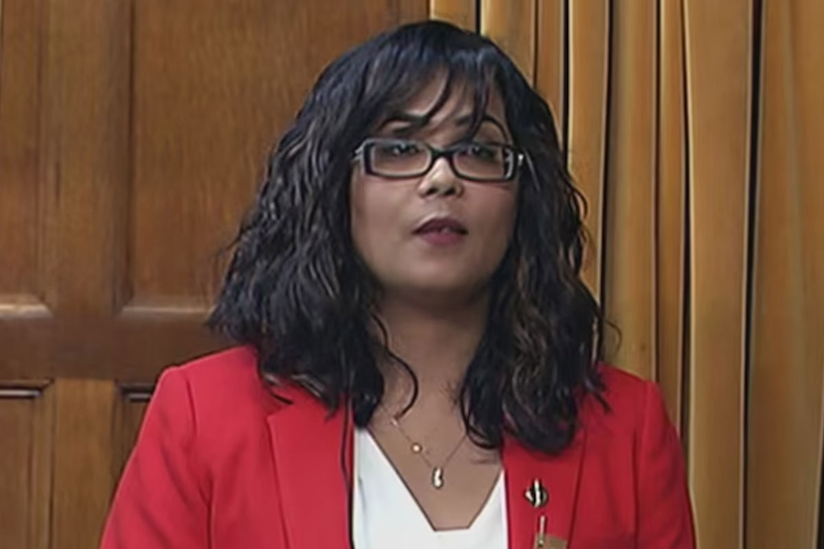 Who is Iqra Khalid? Husband, Salary & Career