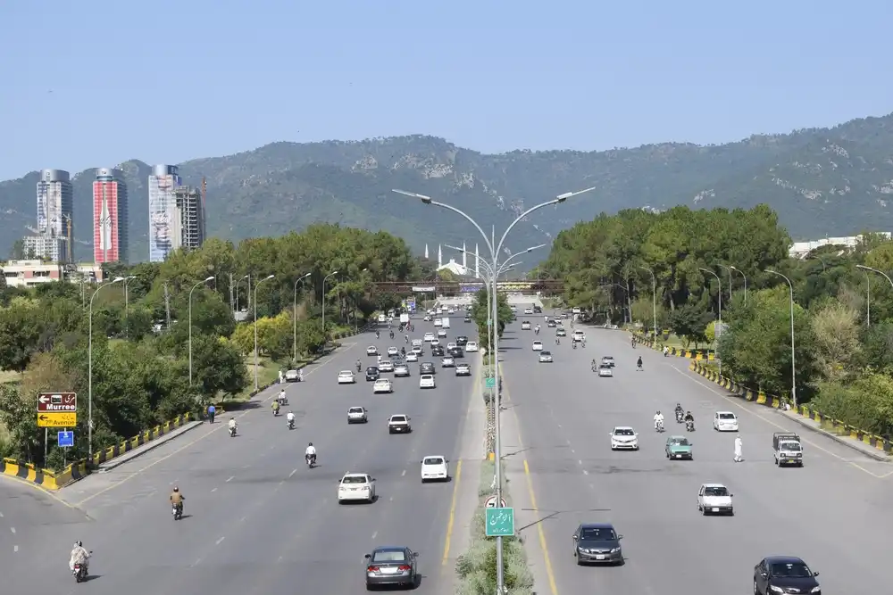 Islamabad Weather Today: Hazy Sunshine and Rising Heat Levels Ahead