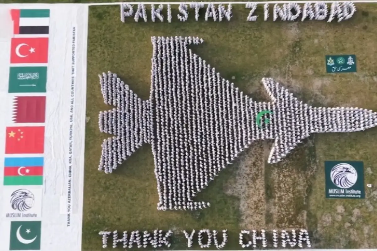 Flash Mob Held in Pakistan to Salute PAF, Thank Allied Nations for Support Against India